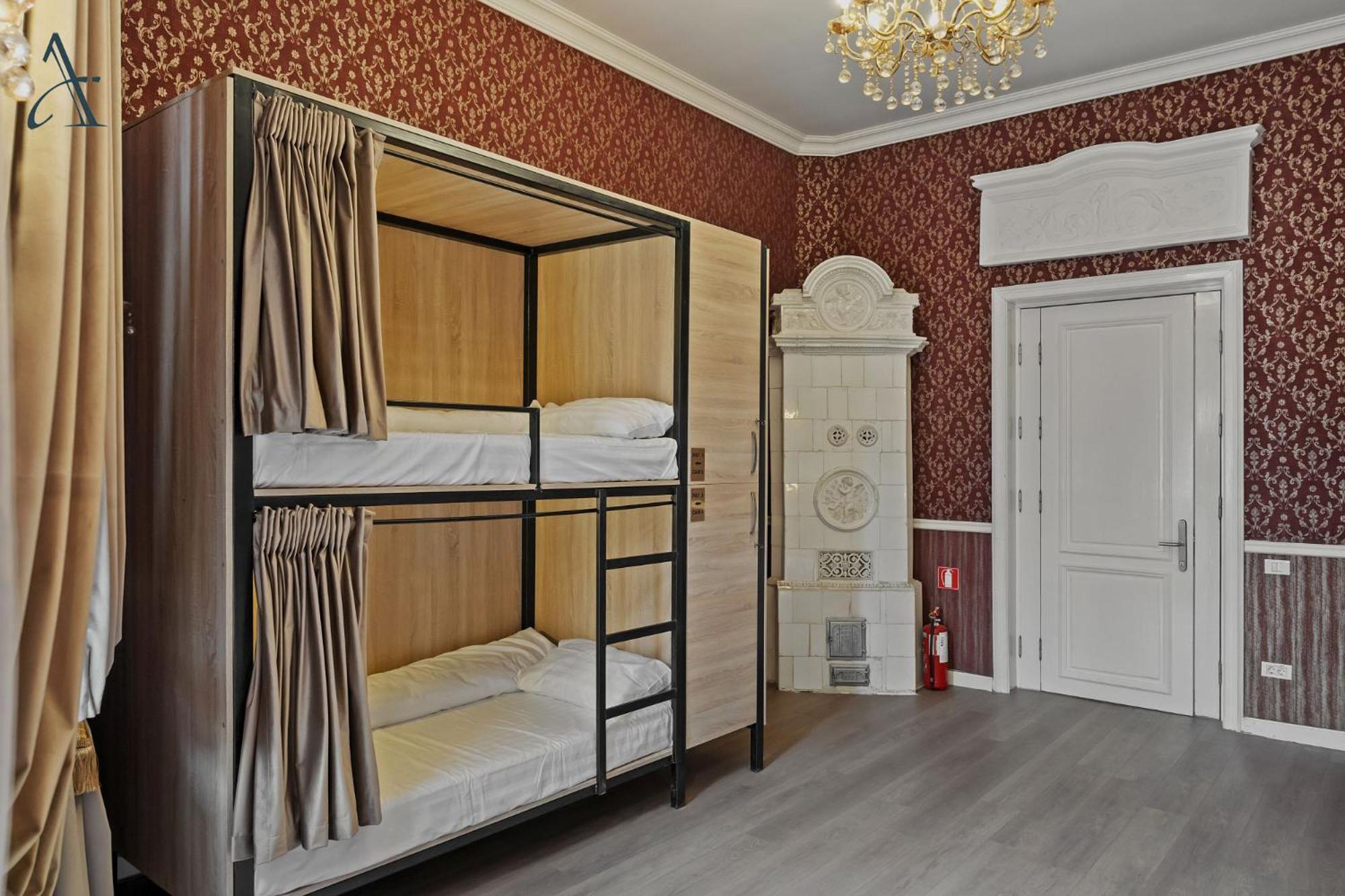 Ramana Garden Hostel - Self-Service Accommodation Bukarest Exteriör bild